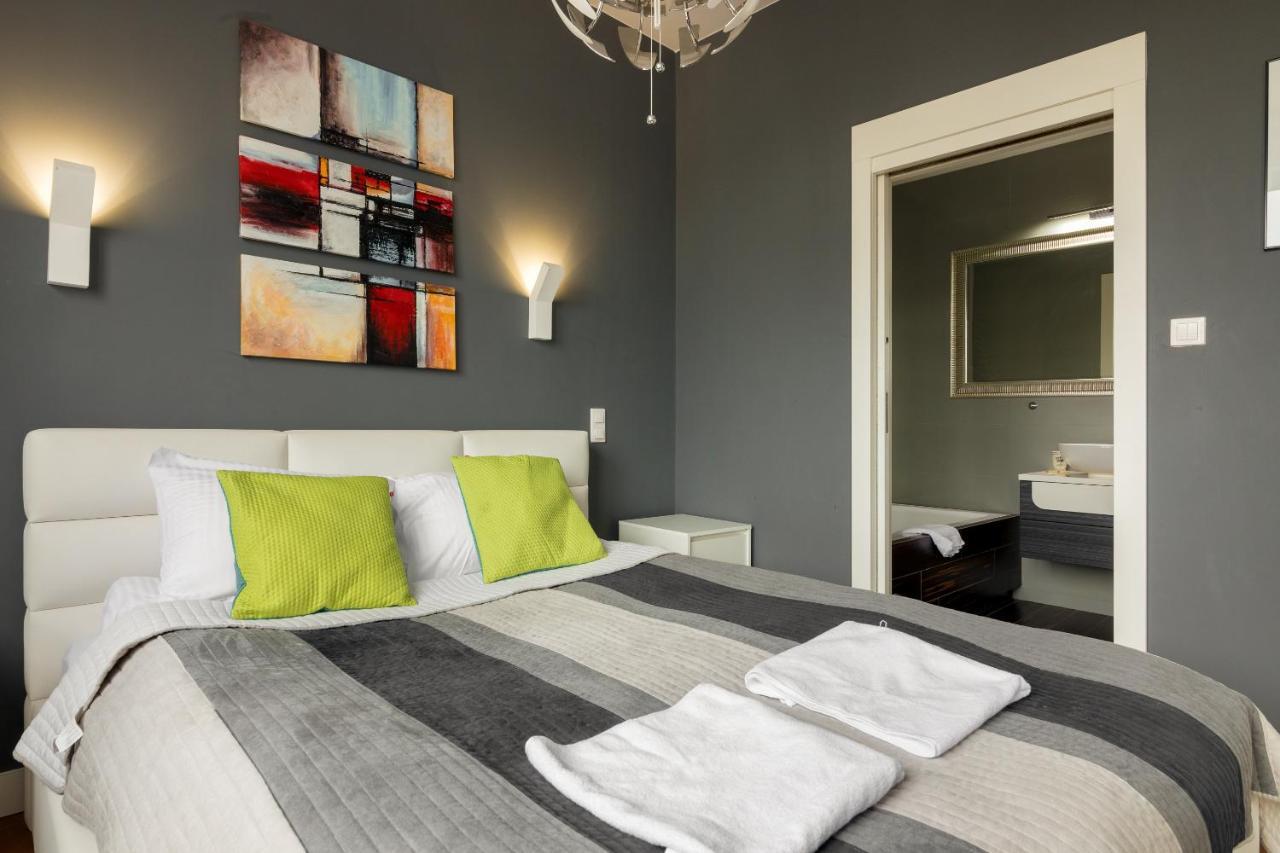Hlonda Deluxe Apartment With Terrace Warsaw Exterior photo
